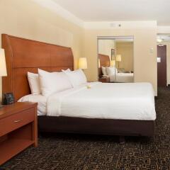 Отель Hilton Garden Inn Montreal Centre-Ville Канада, Монреаль - отзывы, цены и фото номеров - забронировать отель Hilton Garden Inn Montreal Centre-Ville онлайн комната для гостей