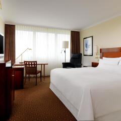 Отель The Westin Grand Munich Мюнхен комната для гостей фото 2