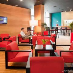 Отель ibis Barcelona Pza Glories 22 Испания, Барселона - 7 отзывов об отеле, цены и фото номеров - забронировать отель ibis Barcelona Pza Glories 22 онлайн гостиничный бар