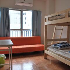 Tsubame Guesthouse – Hostel Токио комната для гостей