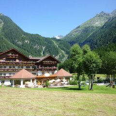 Отель Alpenhotel Badmeister парковка