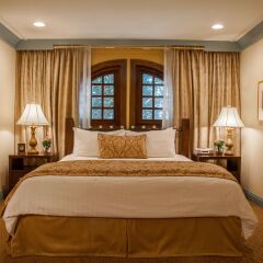 Отель Best Western Plus Sunset Plaza Hotel США, Уэст-Голливуд - отзывы, цены и фото номеров - забронировать отель Best Western Plus Sunset Plaza Hotel онлайн комната для гостей фото 5