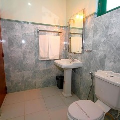 Отель Delma Mount View Канди ванная