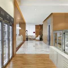 Отель Hyatt Place Dubai Baniyas Square спа