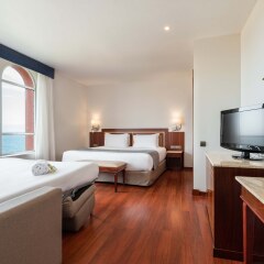 Отель Eurostars Ciudad De La Coruna Hotel Испания, Ла-Корунья - 1 отзыв об отеле, цены и фото номеров - забронировать отель Eurostars Ciudad De La Coruna Hotel онлайн комната для гостей
