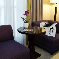 Отель Threadneedles, Autograph Collection by Marriott удобства в номере