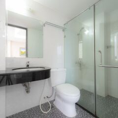 OYO 191 Dragon Hotel Ханой ванная