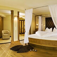 Dolce Vita Hotel Preidlhof Натурно комната для гостей фото 2