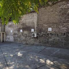 Garni Hotel Le Petit Piaf парковка