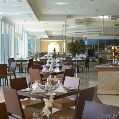 Отель Crowne Plaza Jordan Dead Sea Resort & Spa Иордания, Сваймех - отзывы, цены и фото номеров - забронировать отель Crowne Plaza Jordan Dead Sea Resort & Spa онлайн питание фото 3