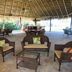 Bahia del Sol Beach Front Boutique Hotel интерьер отеля