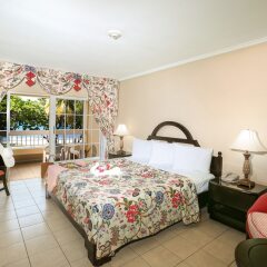 Отель Rooms on the Beach Ocho Rios Ямайка, Очо-Риос - 8 отзывов об отеле, цены и фото номеров - забронировать отель Rooms on the Beach Ocho Rios онлайн комната для гостей фото 4