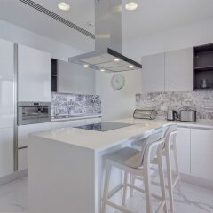 Отель Luxury Apt Ocean Views in Tigne Point, With Pool Мальта, Слима - отзывы, цены и фото номеров - забронировать отель Luxury Apt Ocean Views in Tigne Point, With Pool онлайн в номере