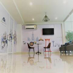 Отель K Home Asok Бангкок гостиничный бар
