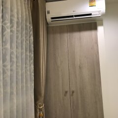 Отель Room Dee Dee (Petchakasem98) сейф в номере