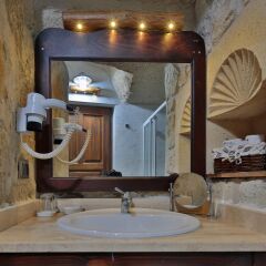 Elaa Cave Hotel ванная
