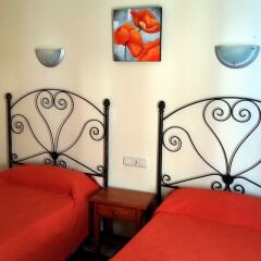 Отель Hostal Micaela спа