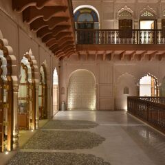Отель WelcomHeritage Haveli Dharampura интерьер отеля