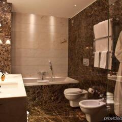 The First Luxury Art Hotel Roma