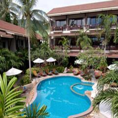 Отель Grand Thai House Resort бассейн