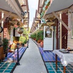 Отель Bangphlat Resort Бангкок фото 11