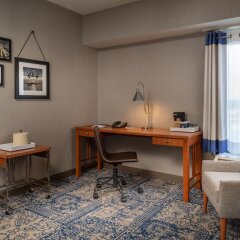 Отель Four Points by Sheraton Bangor США, Бангор - отзывы, цены и фото номеров - забронировать отель Four Points by Sheraton Bangor онлайн удобства в номере фото 2
