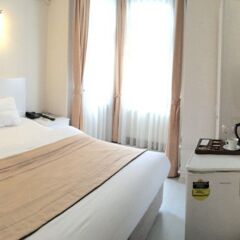 Отель Eagle Residence Taksim Стамбул комната для гостей фото 2