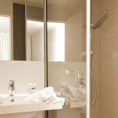 Отель Mercure Paris Opéra Faubourg Montmartre ванная фото 2
