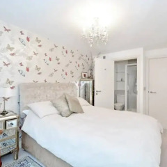 Апартаменты 1 Bedroom Apartment With Balcony in Haggerston комната для гостей фото 3