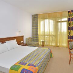 Sol Nessebar Bay Hotel - Все включено комната для гостей фото 4