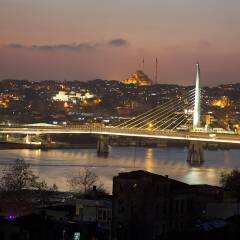 Momento Golden Horn Hotel пляж