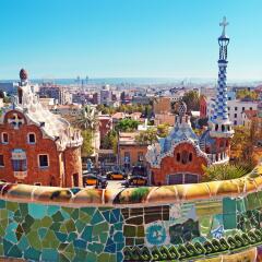 Park Guell Hostel бассейн