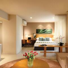 Отель PARKROYAL Serviced Suites Kuala Lumpur Малайзия, Куала-Лумпур - 1 отзыв об отеле, цены и фото номеров - забронировать отель PARKROYAL Serviced Suites Kuala Lumpur онлайн комната для гостей фото 2