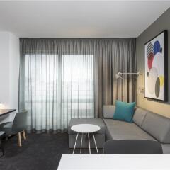 Отель Adina Apartment Hotel Leipzig Германия, Лейпциг - отзывы, цены и фото номеров - забронировать отель Adina Apartment Hotel Leipzig онлайн комната для гостей фото 5