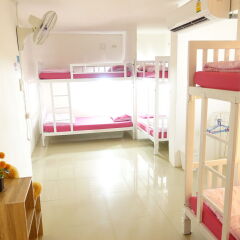 1sabai Hostel Бангкок комната для гостей фото 3
