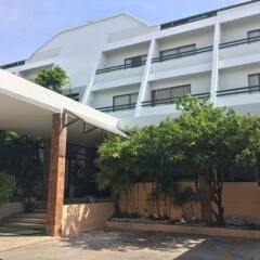 Sirin Hotel Hua Hin парковка