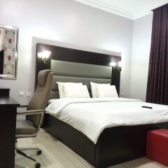 Отель Somerset Suites комната для гостей фото 5