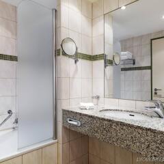 Отель Courtyard by Marriott Berlin City Center ванная