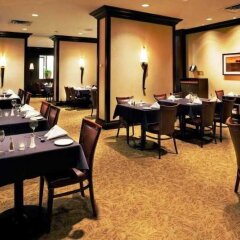 Отель Holiday Inn & Suites Downtown Ottawa Канада, Оттава - отзывы, цены и фото номеров - забронировать отель Holiday Inn & Suites Downtown Ottawa онлайн питание