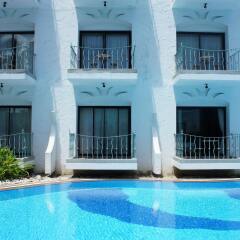 Отель Naklua Beach Resort бассейн фото 2