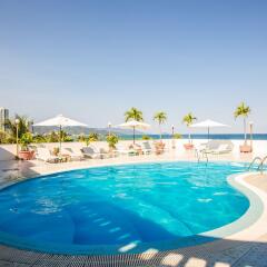 Отель Yasaka Saigon Nha Trang Hotel & Spa Вьетнам, Нячанг - 2 отзыва об отеле, цены и фото номеров - забронировать отель Yasaka Saigon Nha Trang Hotel & Spa онлайн бассейн фото 2