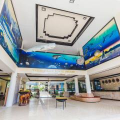 Отель Karon Whale Resort интерьер отеля