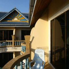 Отель Patong Sunbeach Mansion балкон