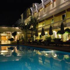 Windmill Resort Hotel Pattaya бассейн фото 3