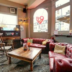 Отель PubLove @ The Crown, Battersea интерьер отеля