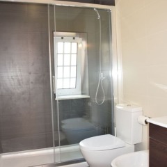 Апартаменты Cool Tailor Made 2 Bedroom Apartment Лиссабон ванная