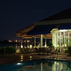 Апартаменты Riverside Serviced Apartments с домашними животными
