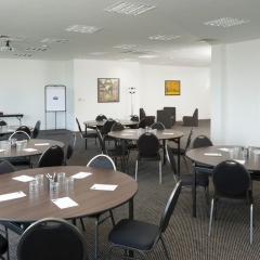 Отель Hampton by Hilton Luton Airport питание фото 3