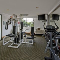 Отель Fiesta Inn Guadalajara Expo фитнесс-зал