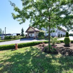 Отель Canadas Best Value Inn Langley Лэнгли фото 4